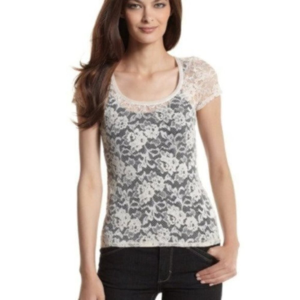 NWT WHBM LACE TOP WHITE HOUSE BLACK MARKET BLOUSE